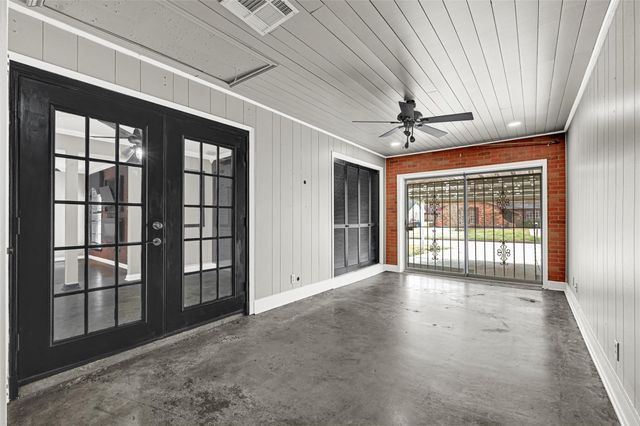 6319 Bluestone Drive, Houston, TX 77016