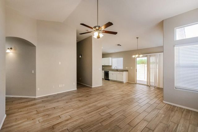 3430 N Saffron, Mesa, AZ 85215