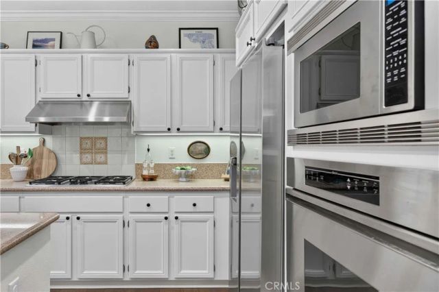 22 Mossdale Court, Azusa, CA 91702