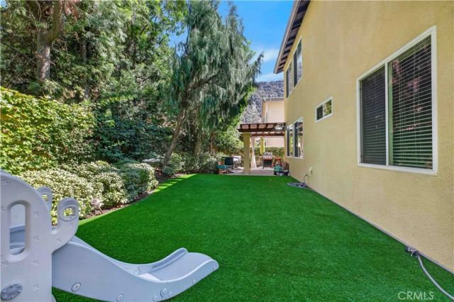 22 Mossdale Court, Azusa, CA 91702