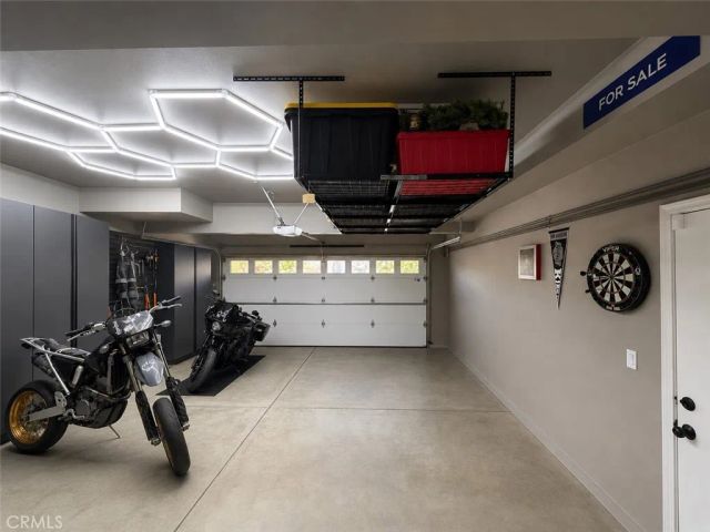 22 Mossdale Court, Azusa, CA 91702
