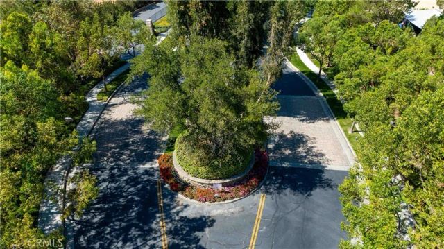 22 Mossdale Court, Azusa, CA 91702