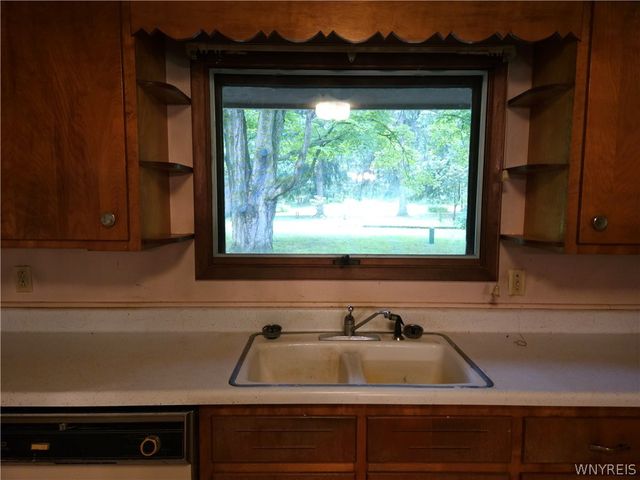 8415 Sisson Highway, Eden, NY 14057