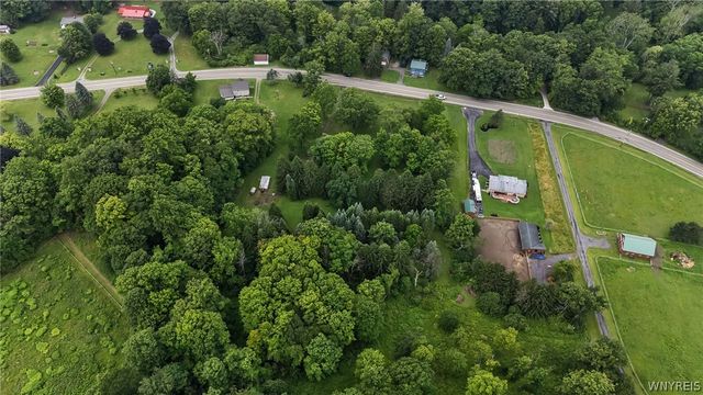 8415 Sisson Highway, Eden, NY 14057