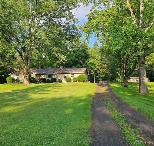 8415 Sisson Highway, Eden, NY 14057