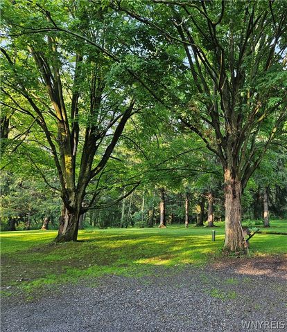 8415 Sisson Highway, Eden, NY 14057