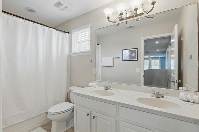 4147 OAKTREE DRIVE, Davenport, FL 33837