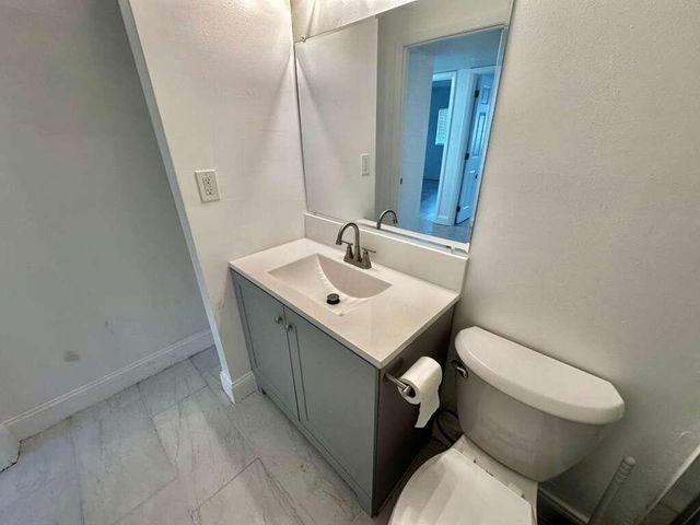 1201 Lake Victoria Drive P, West Palm Beach, FL 33411