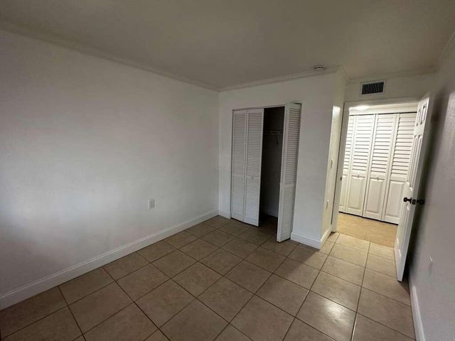 1201 Lake Victoria Drive P, West Palm Beach, FL 33411