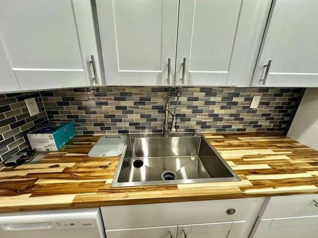 1201 Lake Victoria Drive P, West Palm Beach, FL 33411