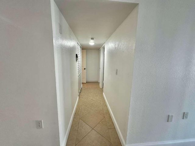 1201 Lake Victoria Drive P, West Palm Beach, FL 33411