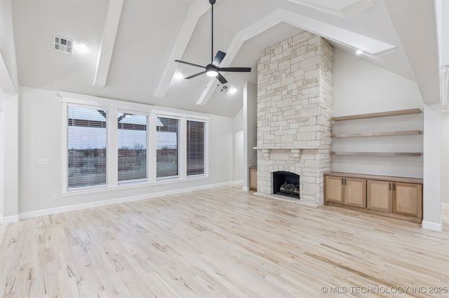 205 W 164th Place S, Glenpool, OK 74033