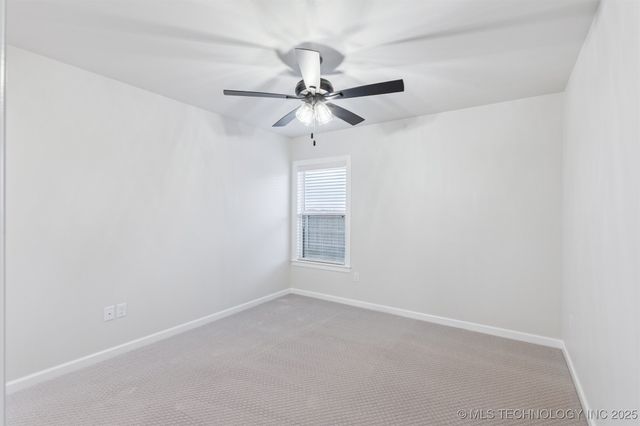 205 W 164th Place S, Glenpool, OK 74033