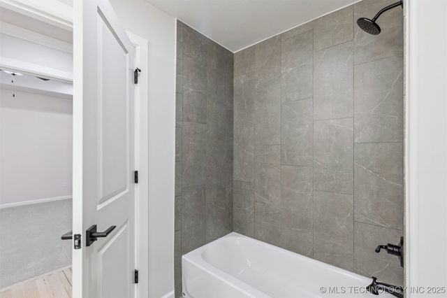 205 W 164th Place S, Glenpool, OK 74033