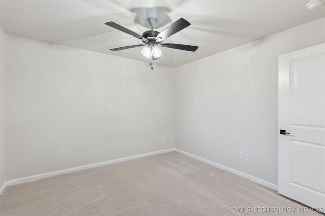 205 W 164th Place S, Glenpool, OK 74033