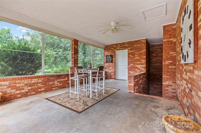 4515 Diamond Street, Hudson, NC 28638