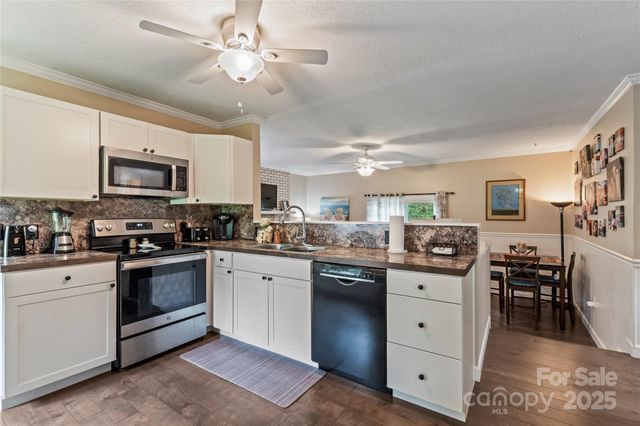4515 Diamond Street, Hudson, NC 28638