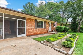 4515 Diamond Street, Hudson, NC 28638