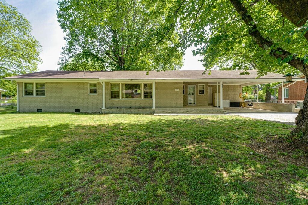 908 Highland Avenue, Jasper, TN 37347