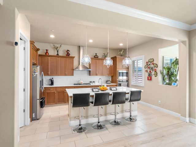 2127 Chennault Avenue, Clovis, CA 93611