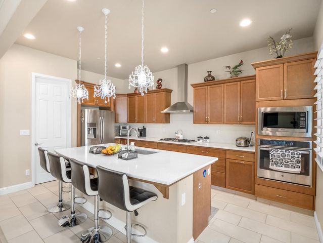 2127 Chennault Avenue, Clovis, CA 93611