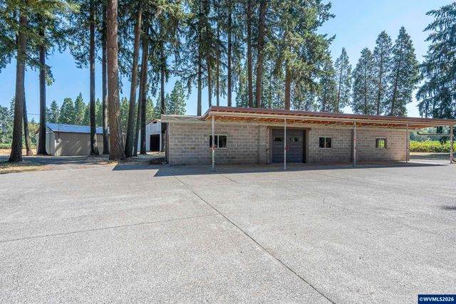 36765 Glaser Dr, Scio, OR 97374