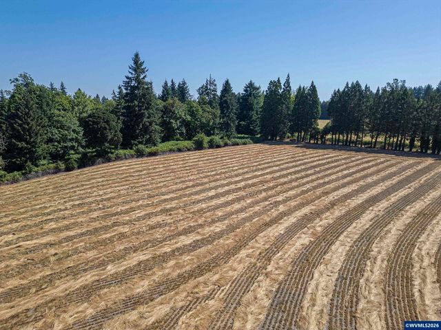 36765 Glaser Dr, Scio, OR 97374