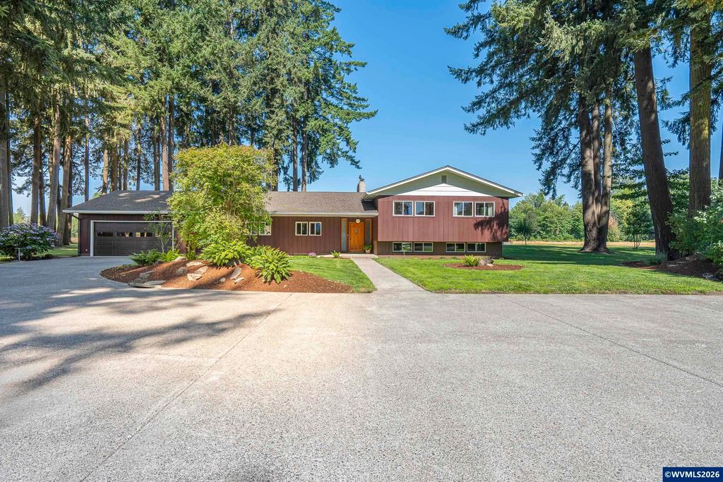 36765 Glaser Dr, Scio, OR 97374