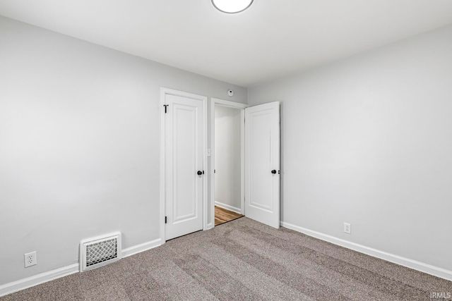 2022 Hollywood Place, South Bend, IN 46616