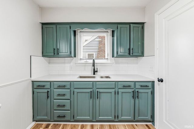 2022 Hollywood Place, South Bend, IN 46616