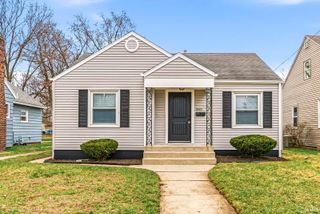 2022 Hollywood Place, South Bend, IN 46616