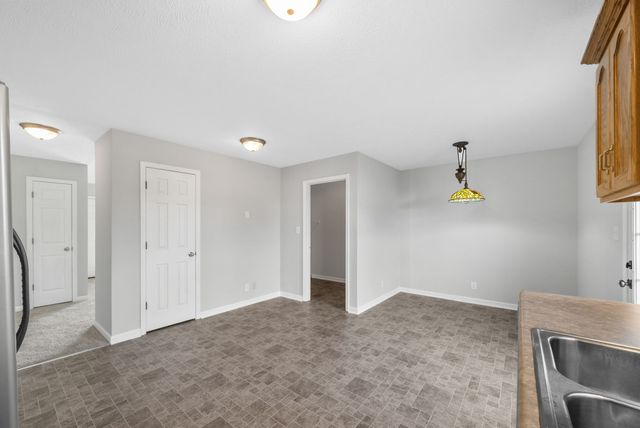 1232 Channelview Dr, Clarksville, TN 37040