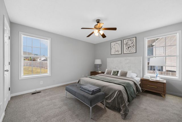 1232 Channelview Dr, Clarksville, TN 37040