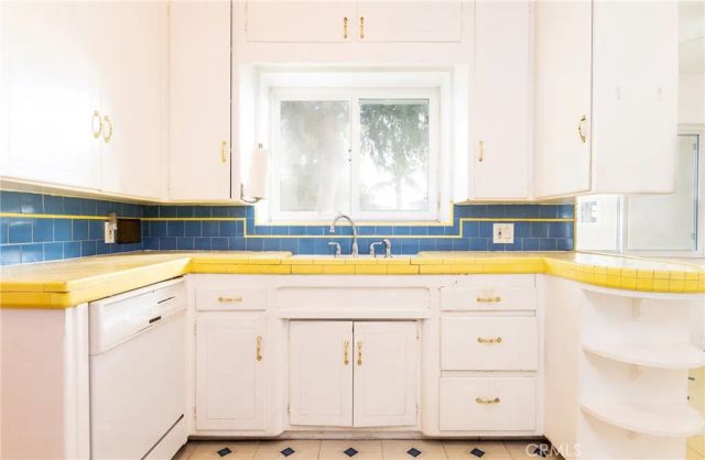 8135 Dacosta, Downey, CA 90240
