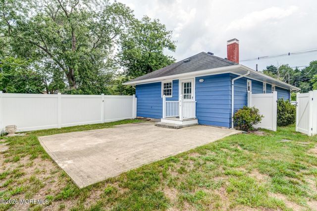 2 Catalina Court, Toms River, NJ 08753