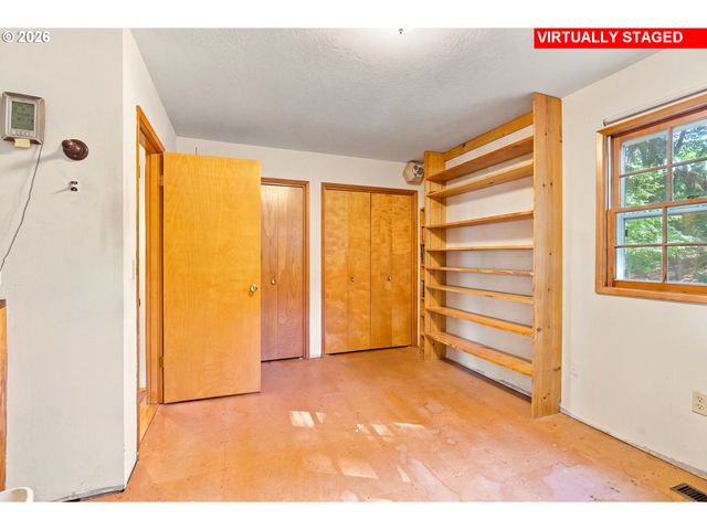 12950 Sw 135TH Ave, Tigard, OR 97223