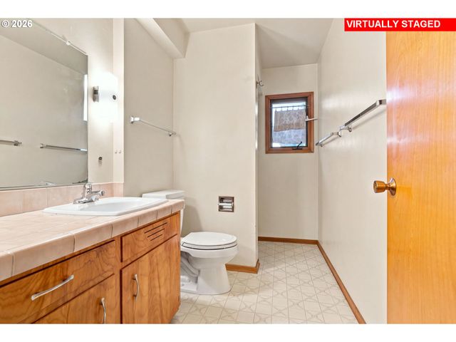 12950 Sw 135TH Ave, Tigard, OR 97223