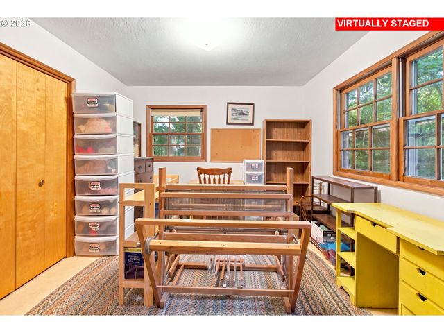 12950 Sw 135TH Ave, Tigard, OR 97223