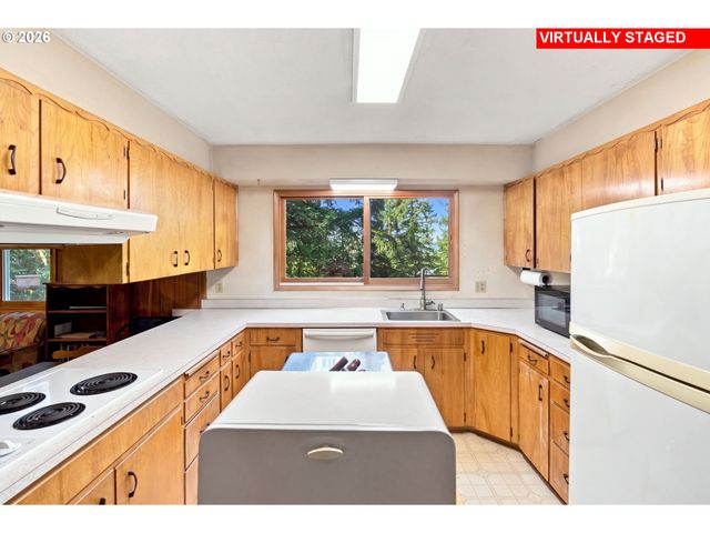12950 Sw 135TH Ave, Tigard, OR 97223
