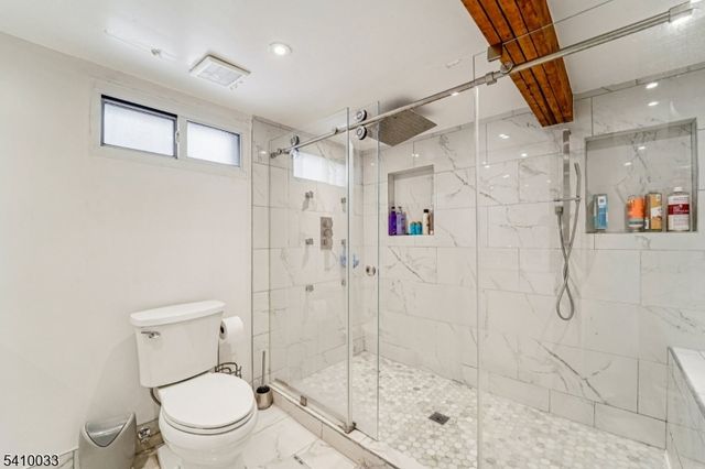 470 Capitol Rd, New Milford Boro, NJ 07646