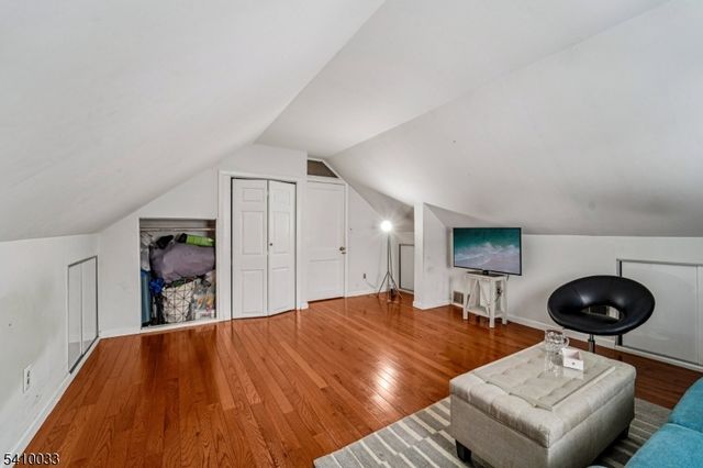 470 Capitol Rd, New Milford Boro, NJ 07646