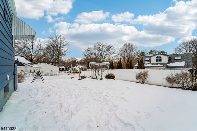 470 Capitol Rd, New Milford Boro, NJ 07646