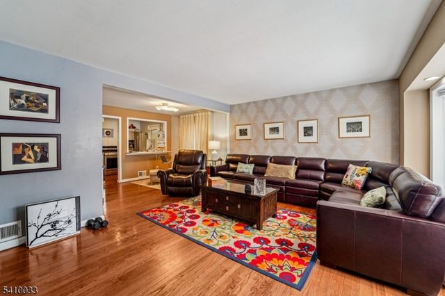 470 Capitol Rd, New Milford Boro, NJ 07646