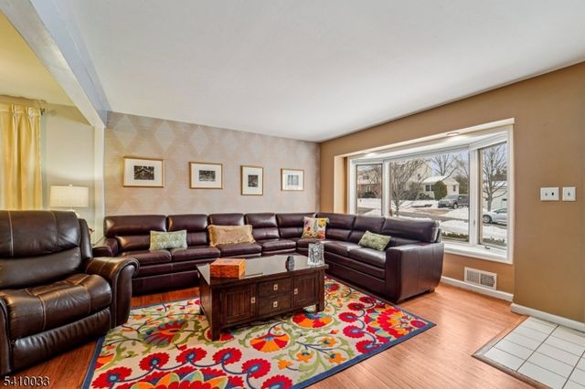 470 Capitol Rd, New Milford Boro, NJ 07646