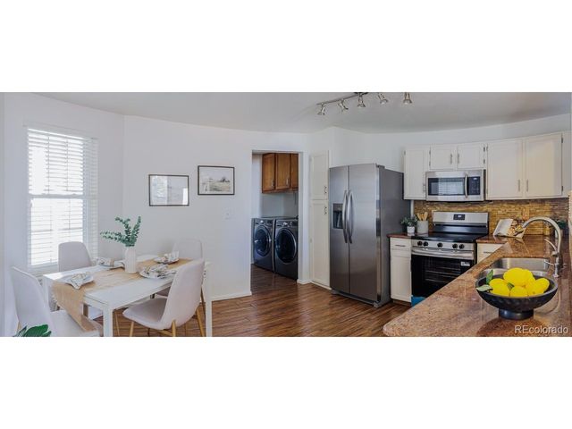 6877 S Dover Way, Littleton, CO 80128