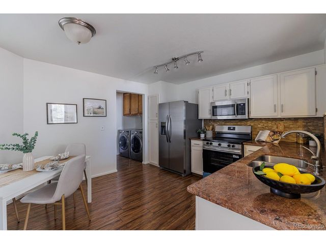 6877 S Dover Way, Littleton, CO 80128