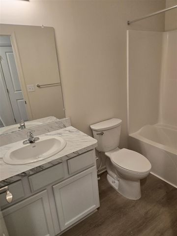4264 Plum Village Circle 40, Monroe, MI 48161