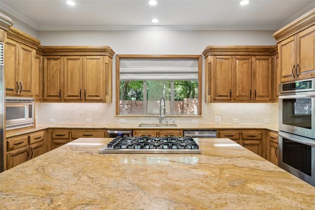 5020 Rangewood Drive, Flower Mound, TX 75028