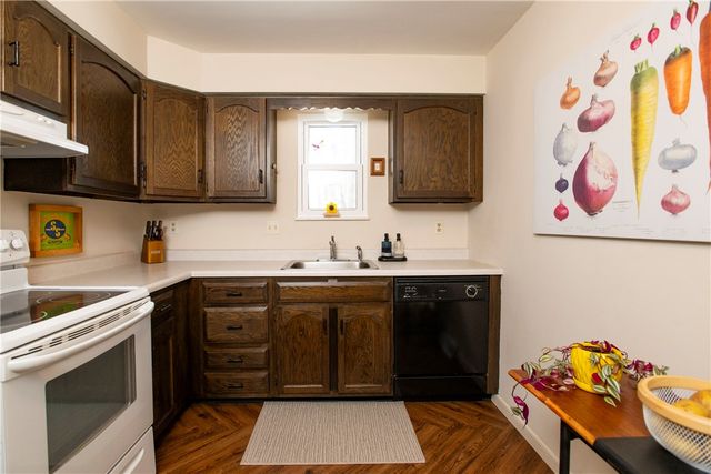 503 Kingsberry Ct, Ross Twp, PA 15237