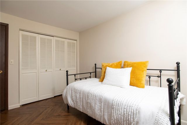 503 Kingsberry Ct, Ross Twp, PA 15237